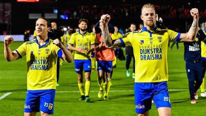 作为当今足 作为当今足